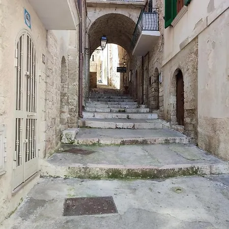 E Diffuse Nel Centro Storico Di * Vieste